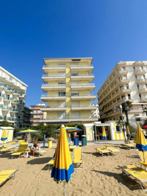 Vista Mare, Terrazzo - CONDOMINIO CANSIGLIO Lido Di Jesolo